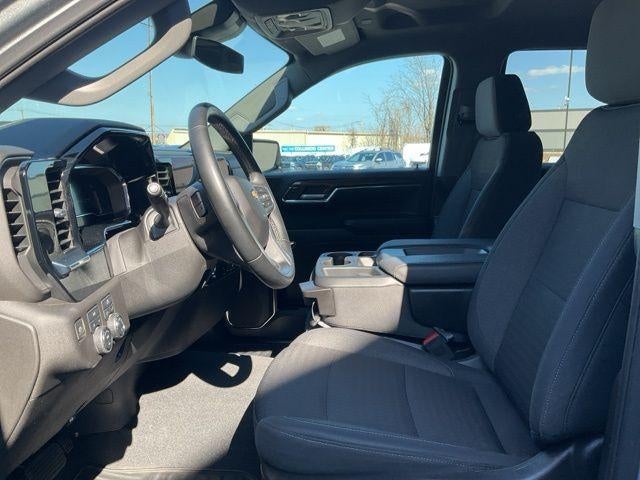 2024 Chevrolet Silverado 1500 Crew Cab Short Box 4-Wheel Drive LT 2FL