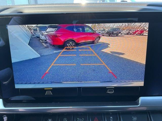 2024 Chevrolet Silverado 1500 Crew Cab Short Box 4-Wheel Drive LT 2FL