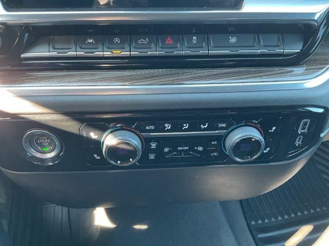 2024 Chevrolet Silverado 1500 Crew Cab Short Box 4-Wheel Drive LT 2FL