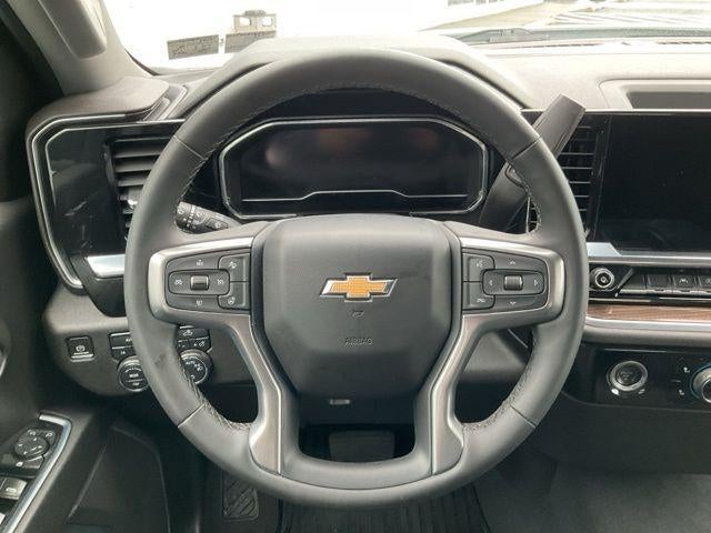 2023 Chevrolet Silverado 1500 Crew Cab Short Box 4-Wheel Drive LT 2FL