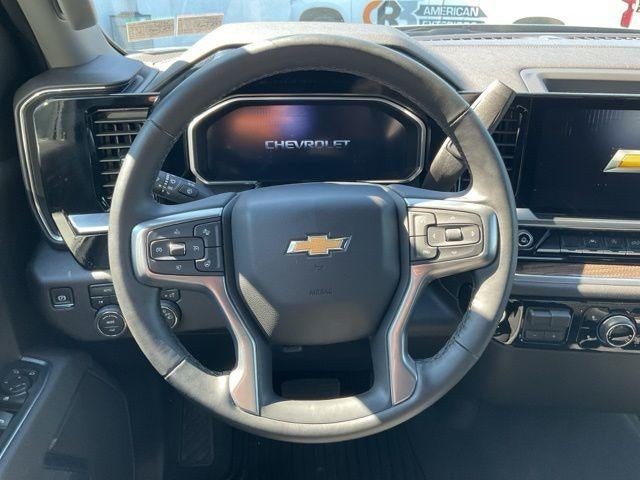 2026 Chevrolet Silverado 1500 Crew Cab Short Box 4-Wheel Drive LT 1LT