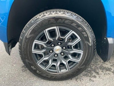 2023 Chevrolet Colorado Crew Cab Short Box 4-Wheel Drive LT