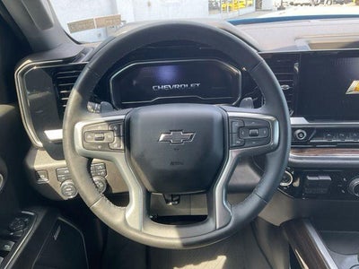 2023 Chevrolet Silverado 1500 Crew Cab Standard Box 4-Wheel Drive RST