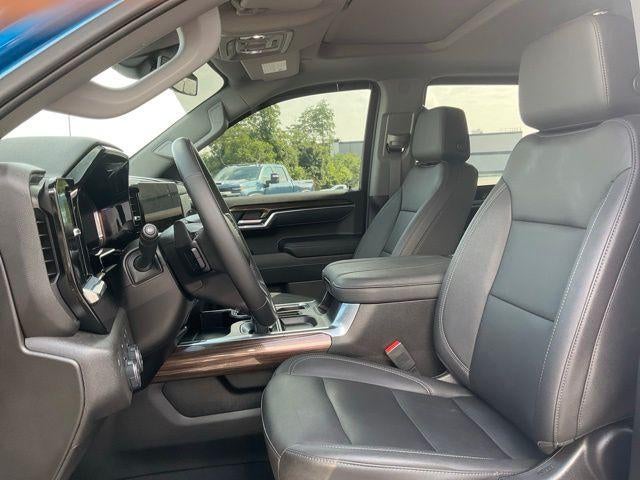 2023 Chevrolet Silverado 1500 Crew Cab Standard Box 4-Wheel Drive RST