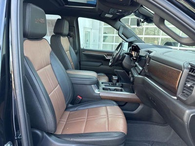 2023 Chevrolet Silverado 1500 Crew Cab Short Box 4-Wheel Drive High Country