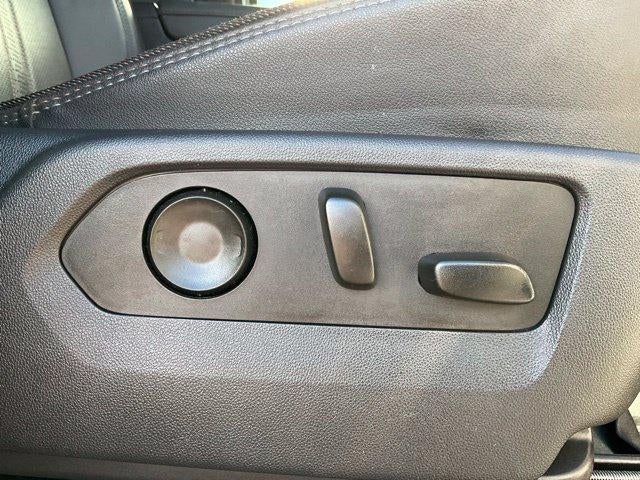 2023 Chevrolet Silverado 1500 Crew Cab Short Box 4-Wheel Drive High Country