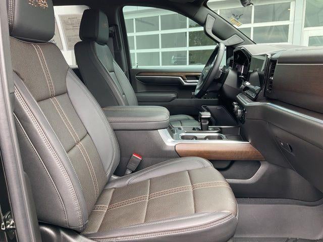 2026 Chevrolet Silverado 1500 Crew Cab Short Box 4-Wheel Drive High Country