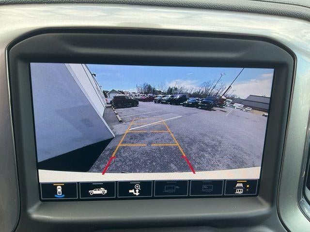 2022 Chevrolet Silverado 1500 LTD Crew Cab Standard Box 4-Wheel Drive RST Rally Edition