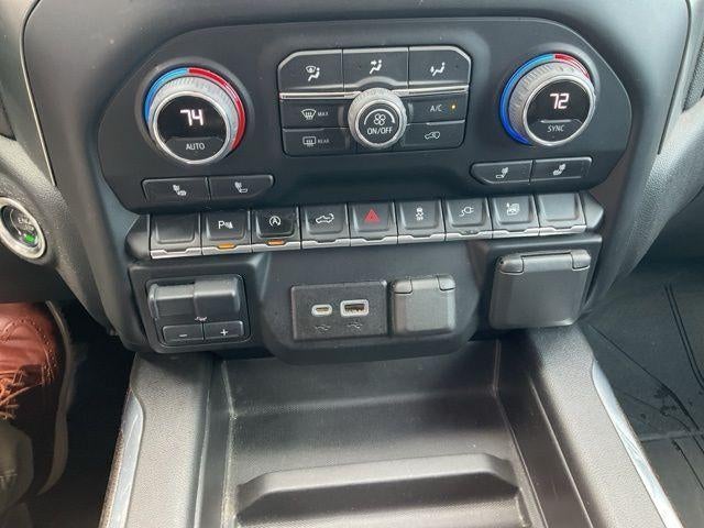 2022 Chevrolet Silverado 1500 LTD Crew Cab Standard Box 4-Wheel Drive RST Rally Edition