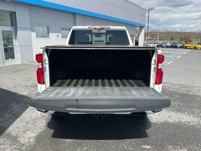2022 Chevrolet Silverado 1500 LTD Crew Cab Standard Box 4-Wheel Drive RST Rally Edition