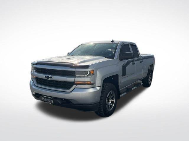 2017 Chevrolet Silverado 1500 Double Cab Standard Box 4-Wheel Drive Custom