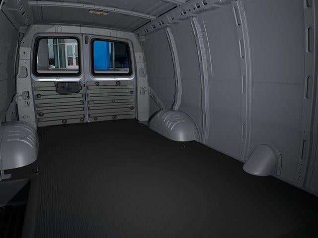 2025 Chevrolet Express Cargo Base
