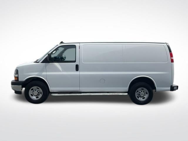 2024 Chevrolet Express Cargo 2500 2500 Regular Wheelbase Rear-Wheel Drive