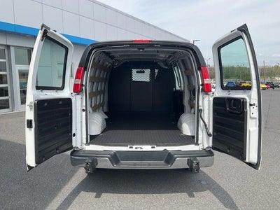 2024 Chevrolet Express Cargo 2500 2500 Regular Wheelbase Rear-Wheel Drive