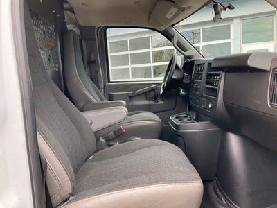 2025 Chevrolet Express Cargo 2500 Regular Wheelbase Rear-Wheel Drive