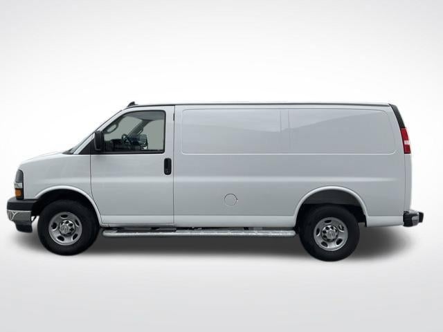 2025 Chevrolet Express Cargo 2500 Regular Wheelbase Rear-Wheel Drive