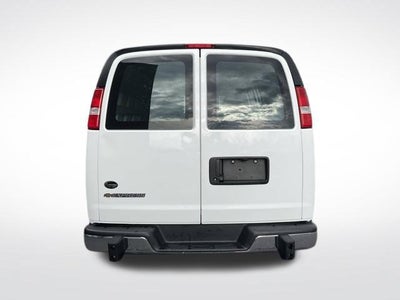 2025 Chevrolet Express Cargo 2500 Regular Wheelbase Rear-Wheel Drive