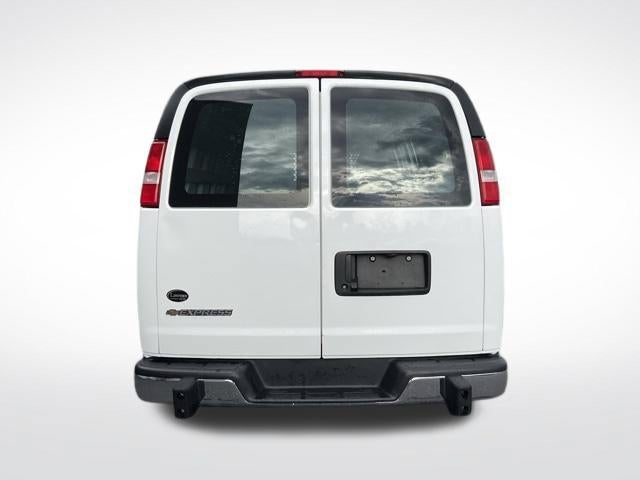 2025 Chevrolet Express Cargo 2500 Regular Wheelbase Rear-Wheel Drive