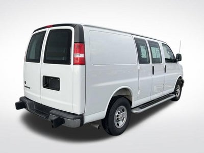 2025 Chevrolet Express Cargo 2500 Regular Wheelbase Rear-Wheel Drive