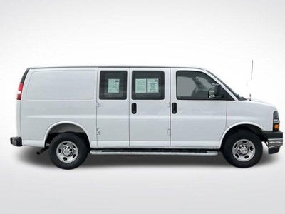 2025 Chevrolet Express Cargo 2500 Regular Wheelbase Rear-Wheel Drive