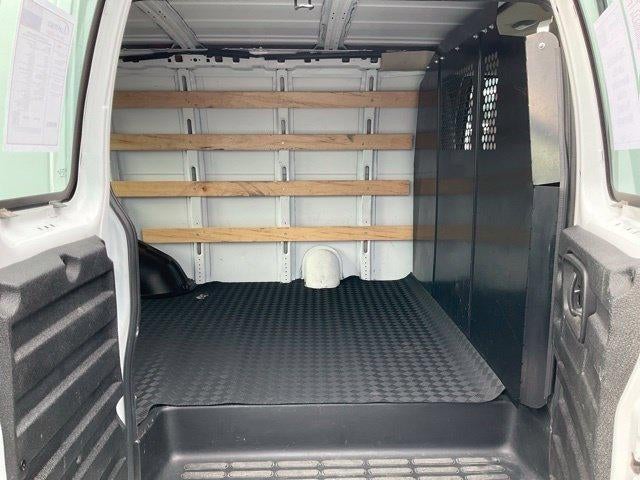 2025 Chevrolet Express Cargo 2500 Regular Wheelbase Rear-Wheel Drive