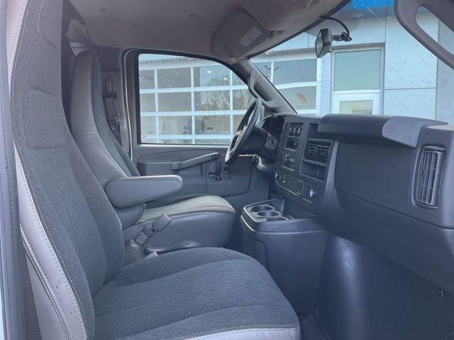 2024 Chevrolet Express Cargo 2500 2500 Regular Wheelbase Rear-Wheel Drive