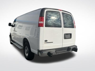 2025 Chevrolet Express Cargo 2500 Regular Wheelbase Rear-Wheel Drive