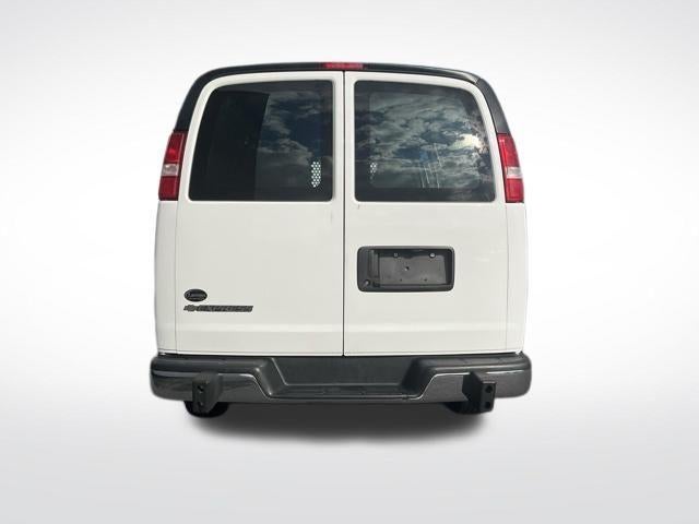 2025 Chevrolet Express Cargo 2500 Regular Wheelbase Rear-Wheel Drive