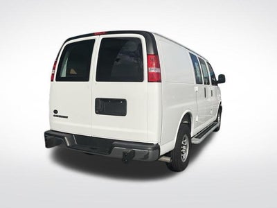 2025 Chevrolet Express Cargo 2500 Regular Wheelbase Rear-Wheel Drive