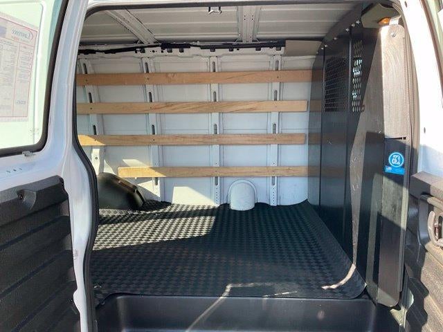 2025 Chevrolet Express Cargo 2500 Regular Wheelbase Rear-Wheel Drive