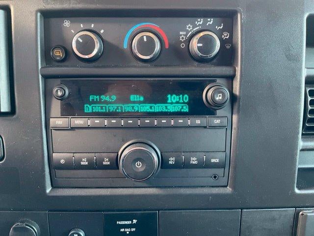 2025 Chevrolet Express Cargo 2500 Regular Wheelbase Rear-Wheel Drive