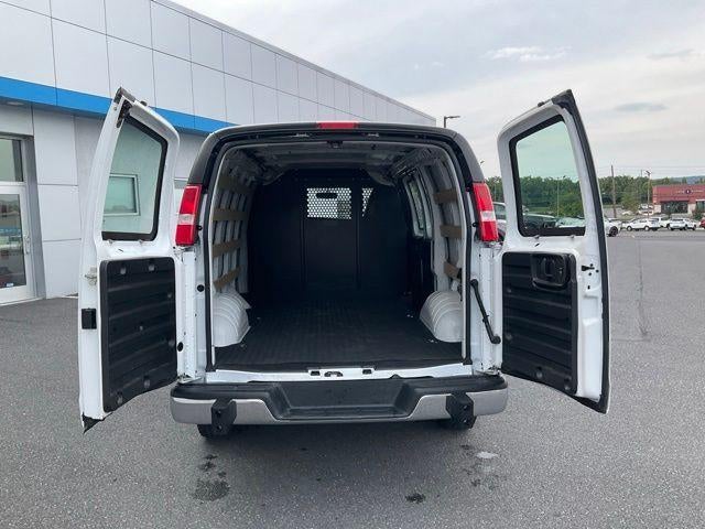 2025 Chevrolet Express Cargo 2500 Regular Wheelbase Rear-Wheel Drive
