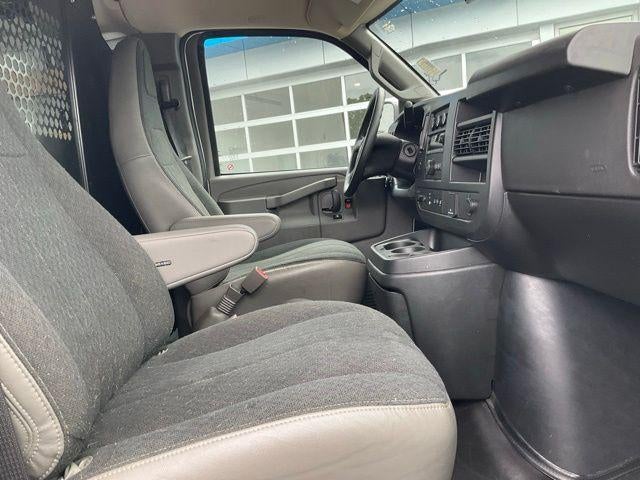 2025 Chevrolet Express Cargo 2500 Regular Wheelbase Rear-Wheel Drive