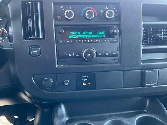 2025 Chevrolet Express Cargo 2500 Regular Wheelbase Rear-Wheel Drive