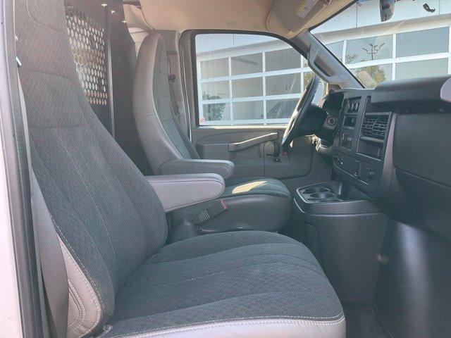 2025 Chevrolet Express Cargo 2500 Regular Wheelbase Rear-Wheel Drive