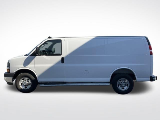 2025 Chevrolet Express Cargo 2500 Regular Wheelbase Rear-Wheel Drive