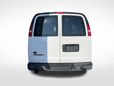 2025 Chevrolet Express Cargo 2500 Regular Wheelbase Rear-Wheel Drive