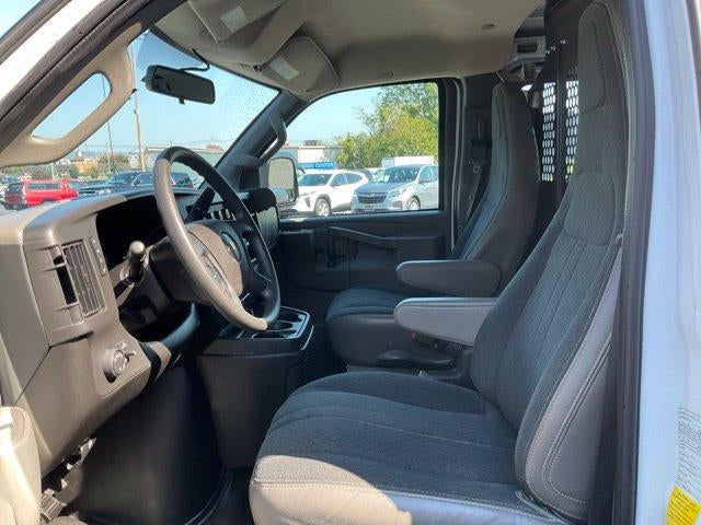 2025 Chevrolet Express Cargo 2500 Regular Wheelbase Rear-Wheel Drive