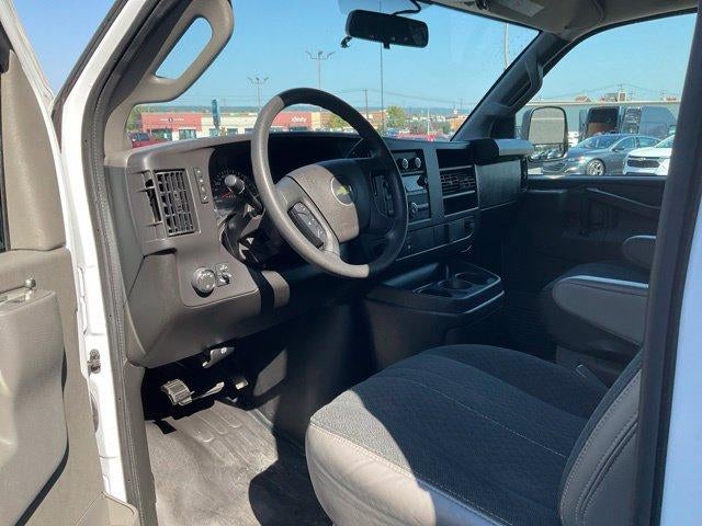 2025 Chevrolet Express Cargo 2500 Regular Wheelbase Rear-Wheel Drive