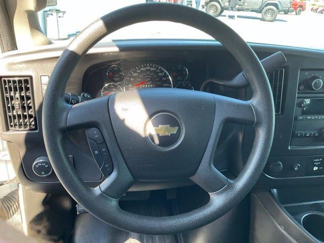 2025 Chevrolet Express Cargo 2500 Regular Wheelbase Rear-Wheel Drive
