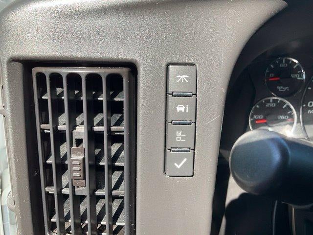 2025 Chevrolet Express Cargo 2500 Regular Wheelbase Rear-Wheel Drive