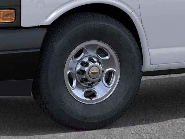 2025 Chevrolet Express Cargo Base