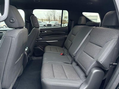 2024 Chevrolet Traverse LT w/2LT