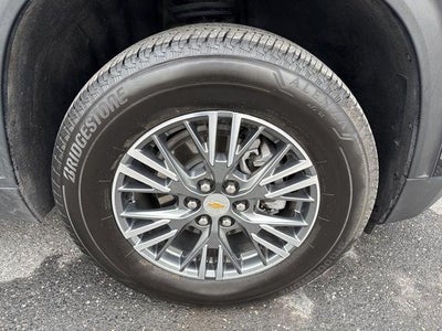 2024 Chevrolet Traverse LT w/2LT