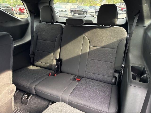 2025 Chevrolet Traverse LT w/2LT