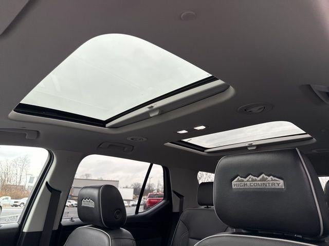 2020 Chevrolet Traverse AWD 2LZ