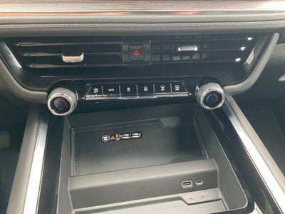 2026 Chevrolet Suburban 4WD LT