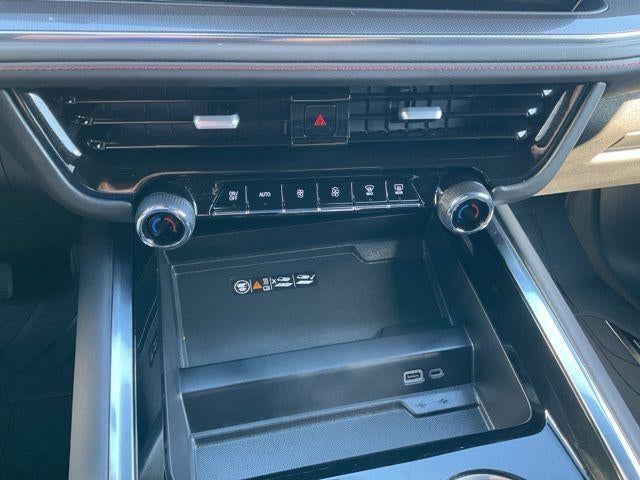 2026 Chevrolet Tahoe 4WD RST