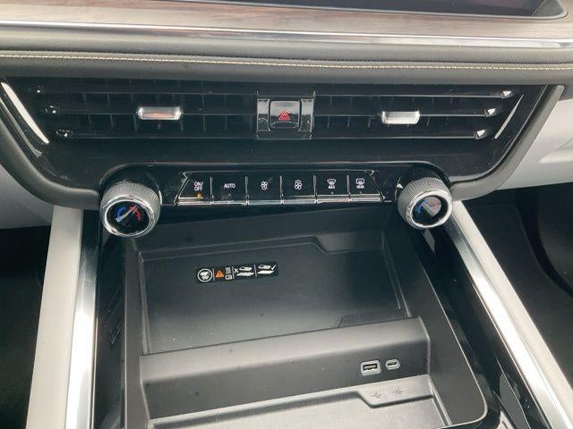 2025 Chevrolet Tahoe 4WD Premier