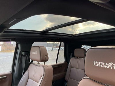 2025 Chevrolet Tahoe 4WD High Country